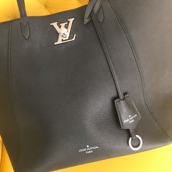 ❤️SOLD❤️ Louis Vuitton Lockme Cabas Leather Tote - Picture 10 of 14